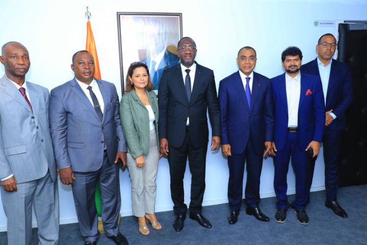l’Etat de Côte d’Ivoire signe un accord de convention avec 4 entreprises industrielles